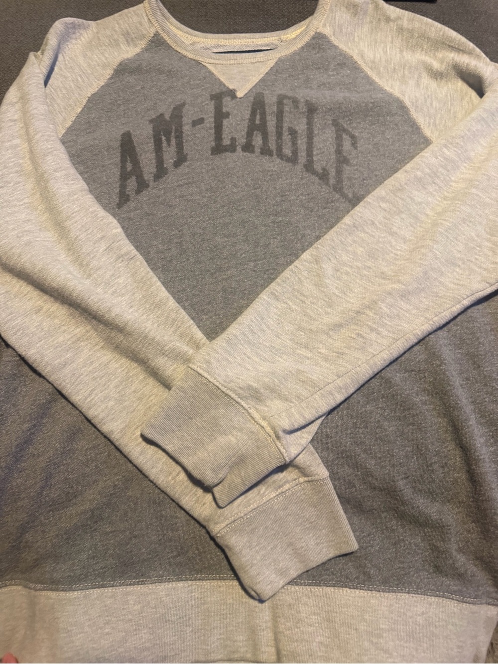 Men's American eagle Two-Tone Gray Pullover Sweatshirt long sleeve xl